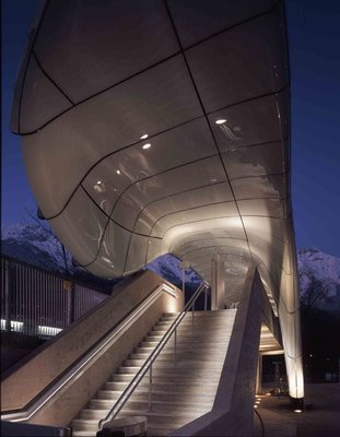 Zaha Hadid作品: Nordpark索道站台设计
